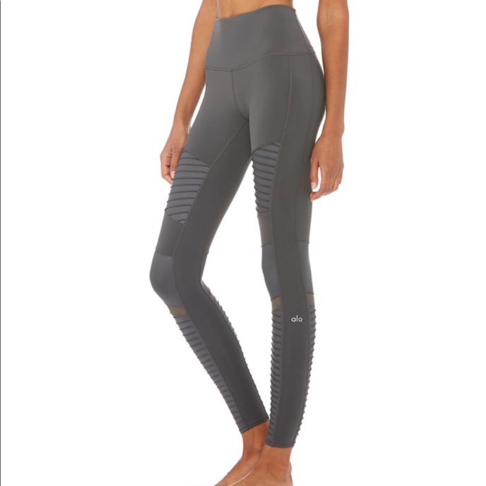 ALO Yoga HIGHWAIST MOTO LEGGING sz M in anthracite